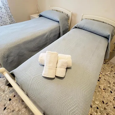 Montedarena Silver - A Due Passi Dal Mare Lägenhet