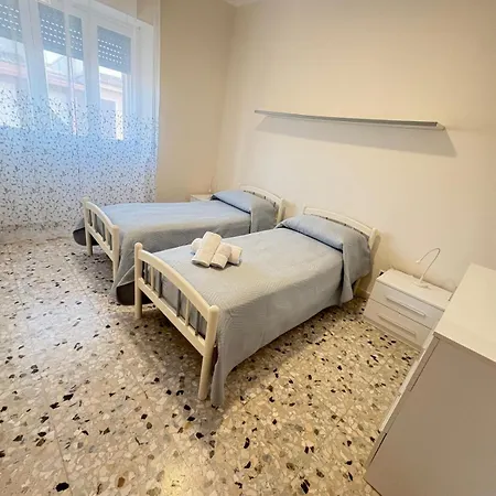 Montedarena Silver - A Due Passi Dal Mare Pulsano